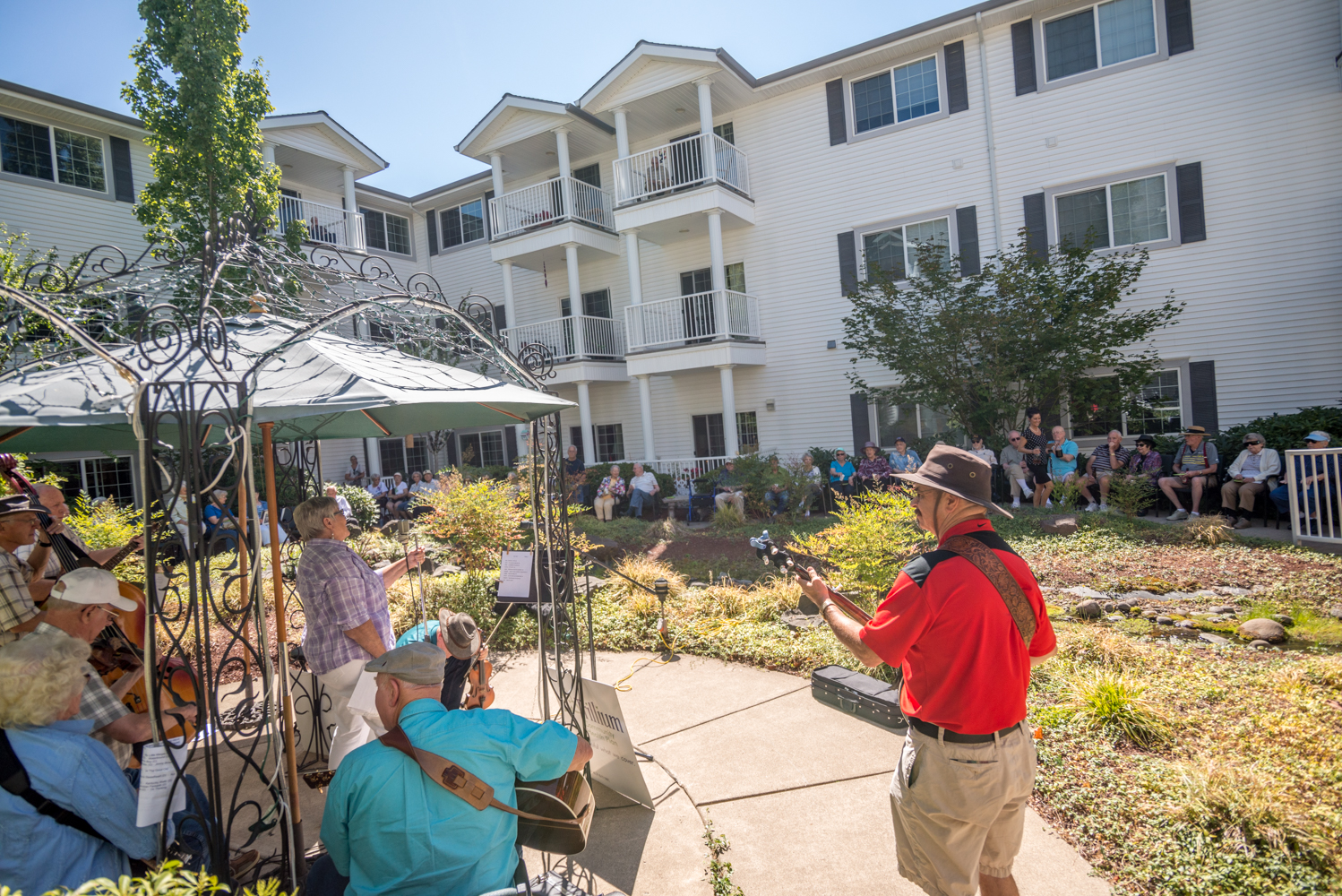TT courtyard entertainment